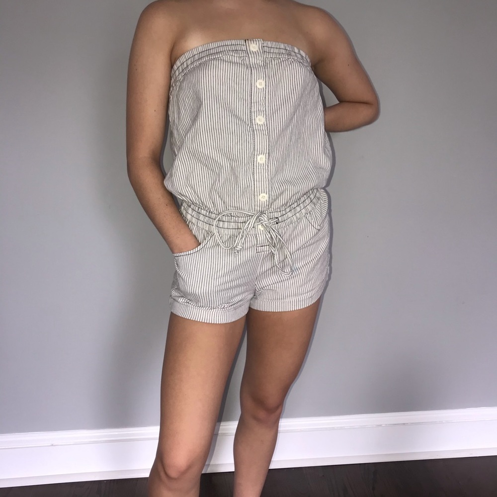 Sleeveless striped romper